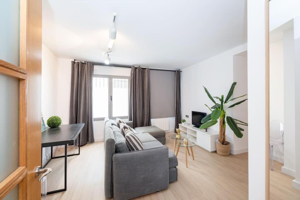 Acogedor Apartamento Pleno Centro De Granada Y Parking Eksteriør bilde